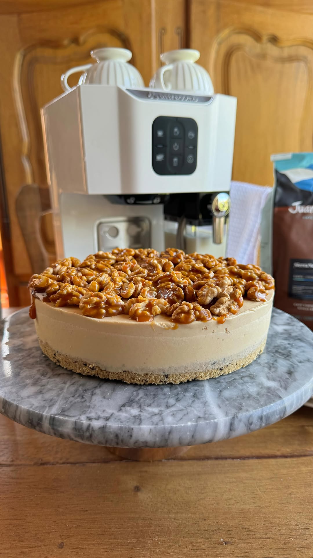 Fotografia de la receta de Cheesecake de caramelo, nuez y café