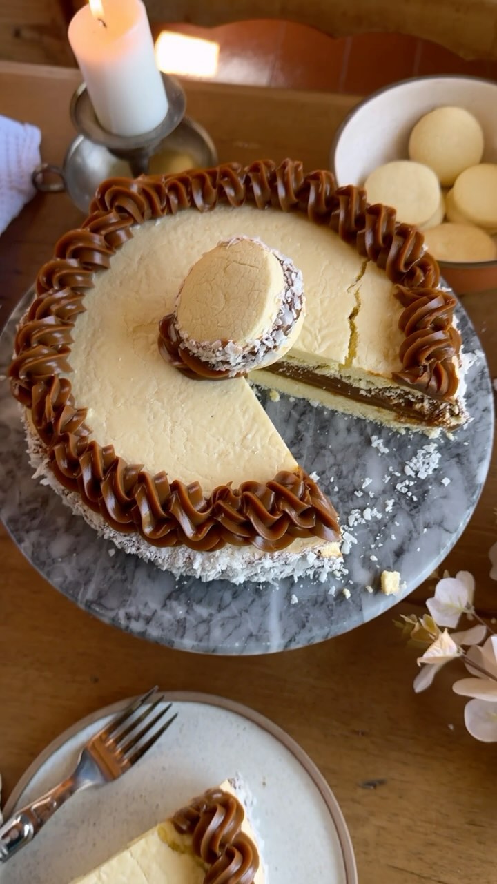 Fotografia de la receta de Torta alfajor de maicena